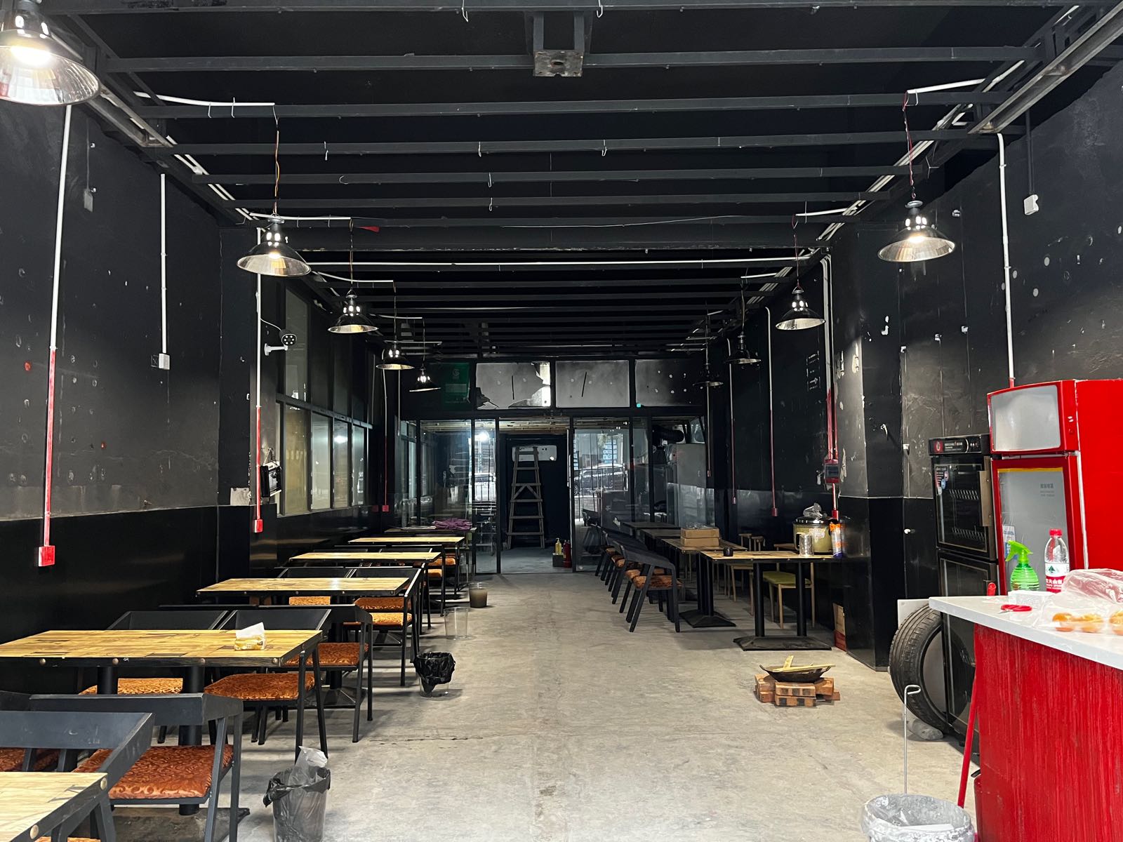 那个永顺钢板烧(乾州店)