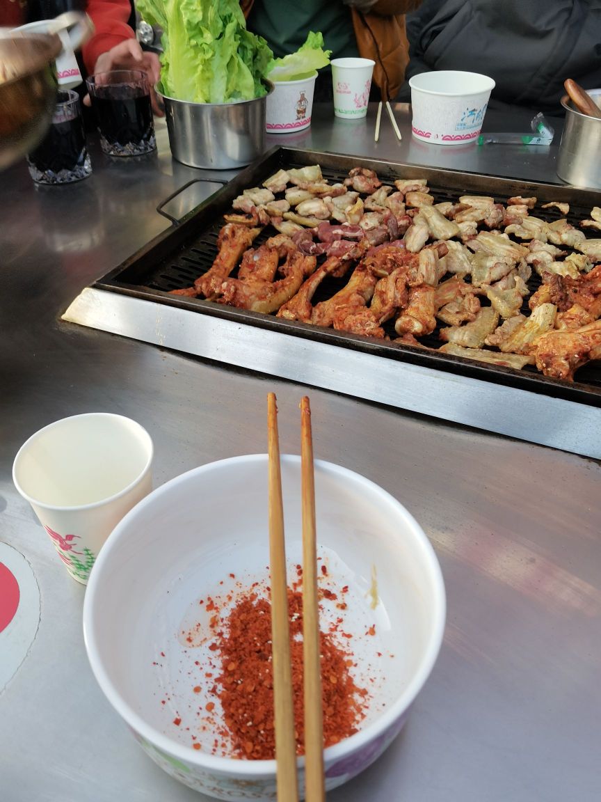 318牦牛肉山珍馆汤锅火盆烧烤川菜