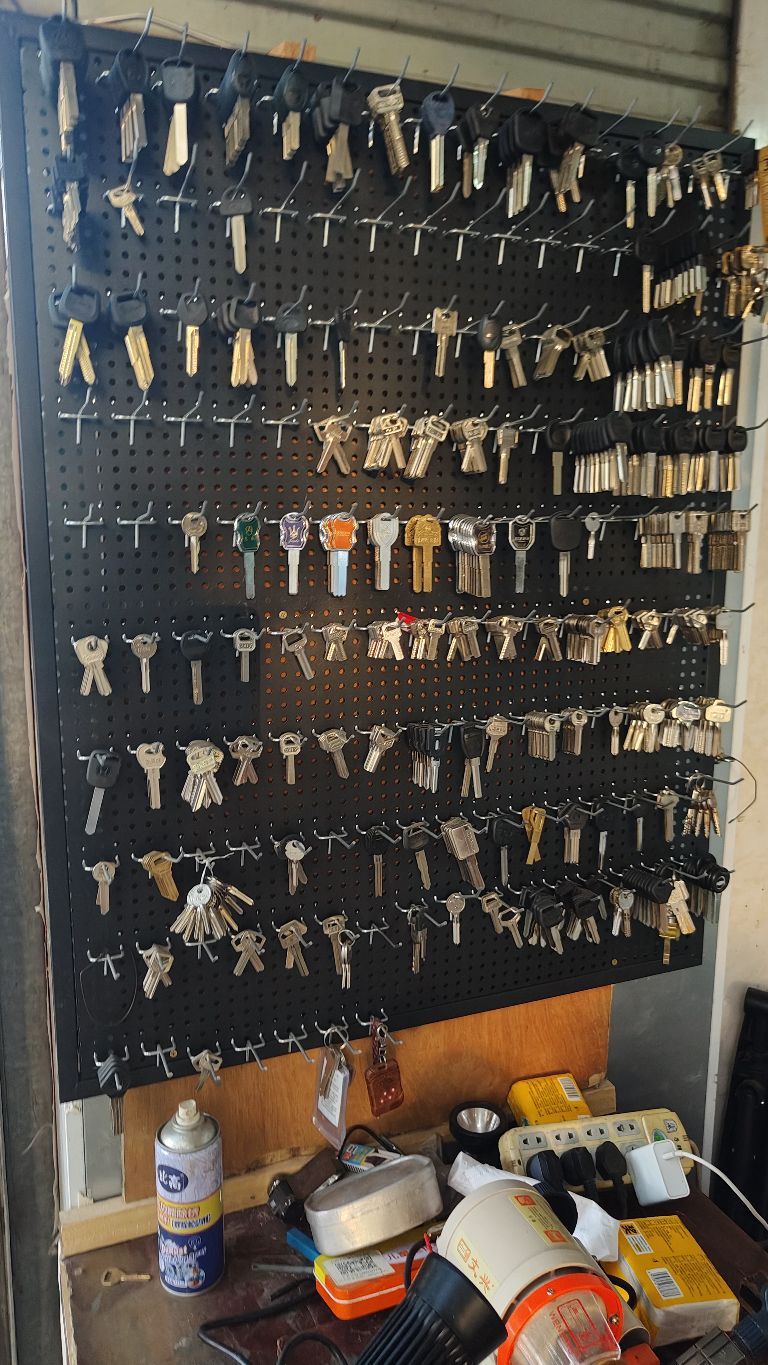 双鹏开锁换锁配钥匙