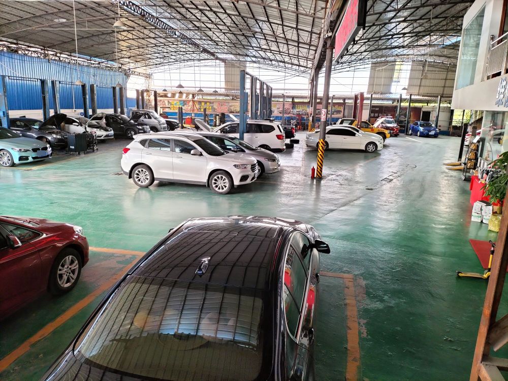 罗定市百捷汽车贸易有限公司