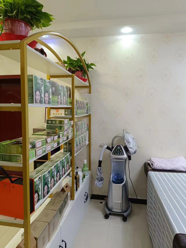 专业染发堂(食品楼店)